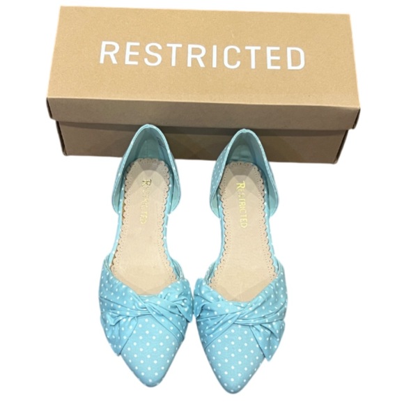 Restricted Shoes - New Restricted “Jessa” Flats in color “Mint” Polka Dot Decorative Bow Size 8.5